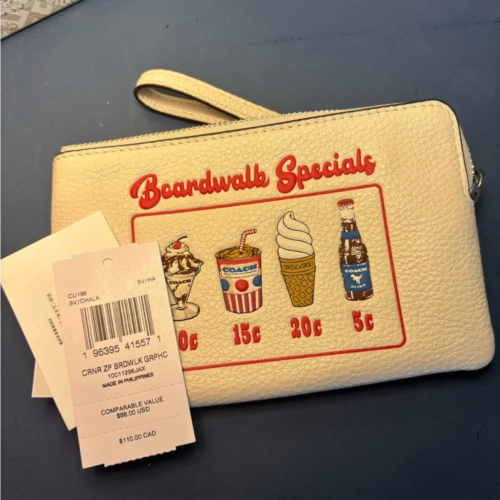 Coach Limited Edition wristlet - Boardwalk Specials - Picture 2 of 7